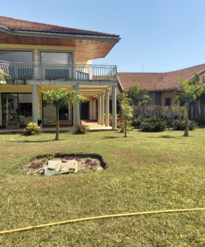 Villa meublée à louer au golf le battant.