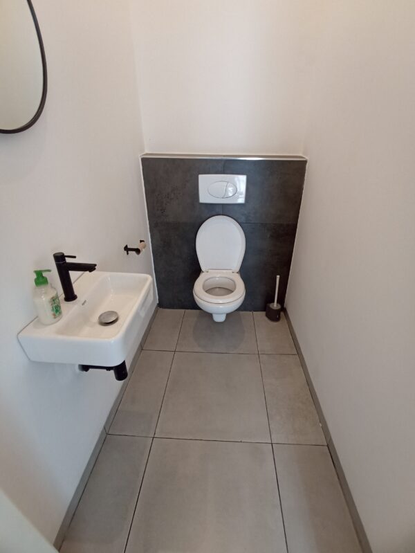Appartement meublé à louer au golf Malela/ près du Lycée français. - Image 6