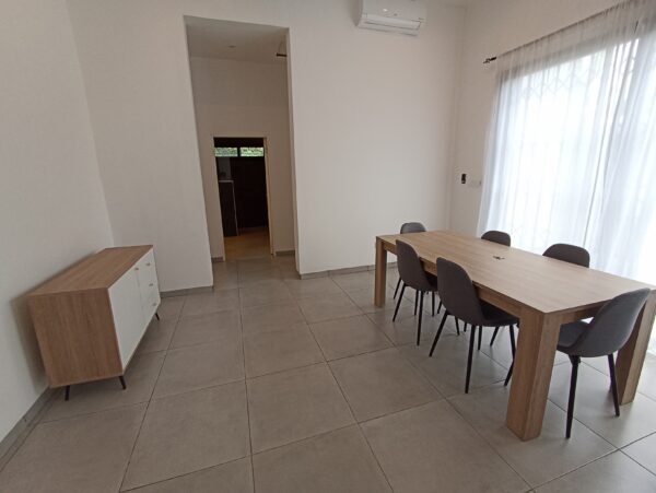 Appartement meublé à louer au golf Malela/ près du Lycée français. - Image 3