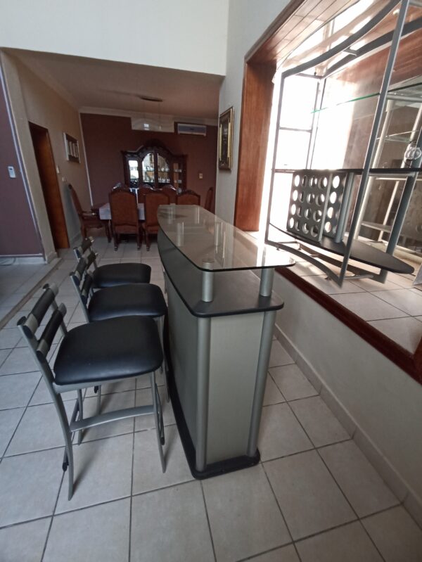 Appartement meublé à louer au golf près de Pullman. - Image 2