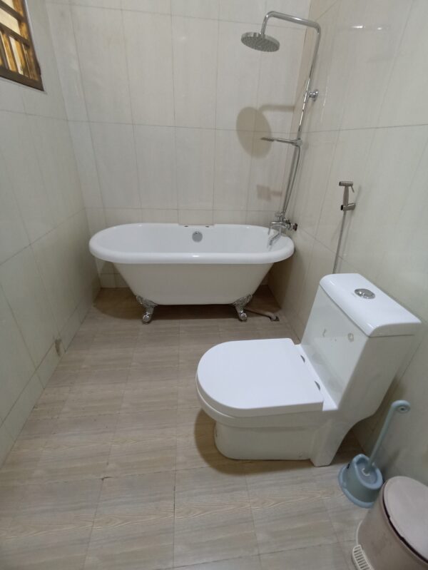 Appartement meublé à louer au golf Malela près du Lycée français. - Image 7