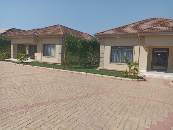 Appartement meublé à louer au golf / Riverside.