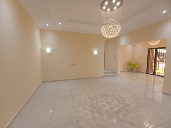 Maison à vendre au golf kabulameshi. - Image 8