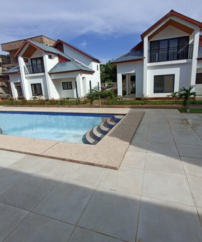 Appartements à louer au golf kabulameshi/ Route asphaltée.