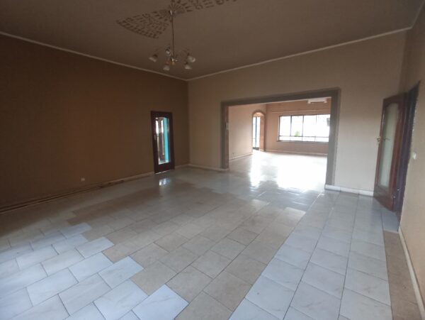 Belle Maison type belge a louer - Image 6